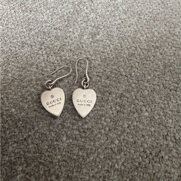 Gucci Silver Heart-Shaped Earrings - Picture 1 of 1